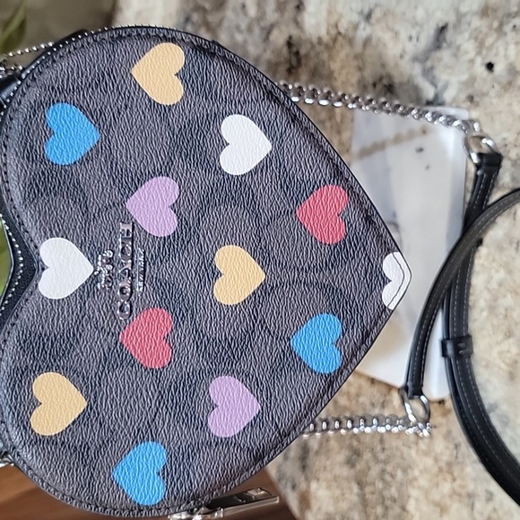 Coach NWT Crossbody monogram with heart print - Picture 2 of 12